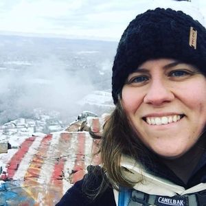 Meet your Posher, Dana